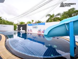 Villa en alquiler y en venta de 6 habitaciones en Bang Lamung, Chonburi