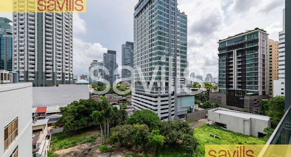 For rent 2 bedrooms condo in Khlong Toei, Bangkok