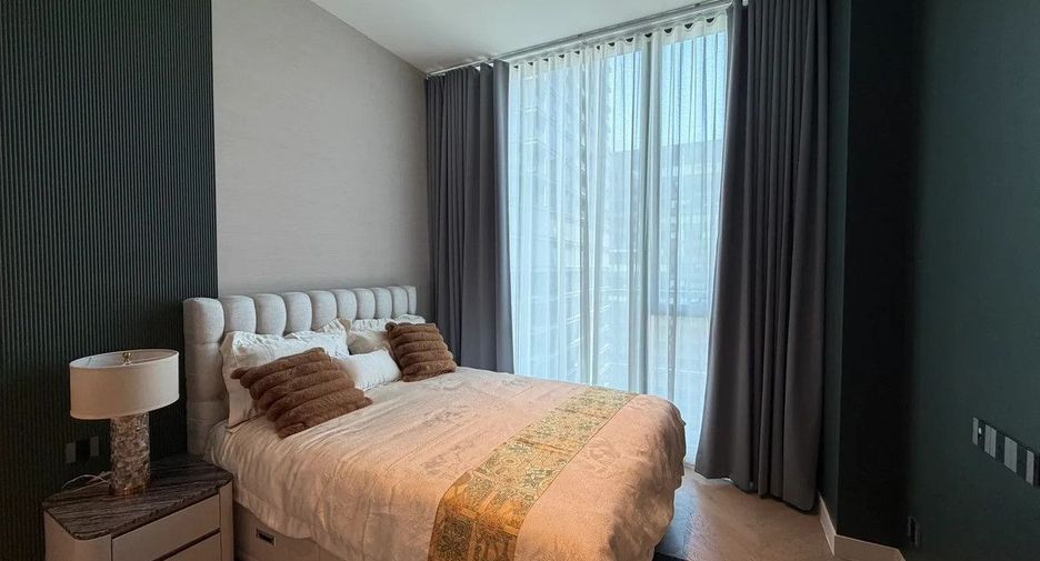 Condo en alquiler de 2 habitaciones en Sathon, Bangkok