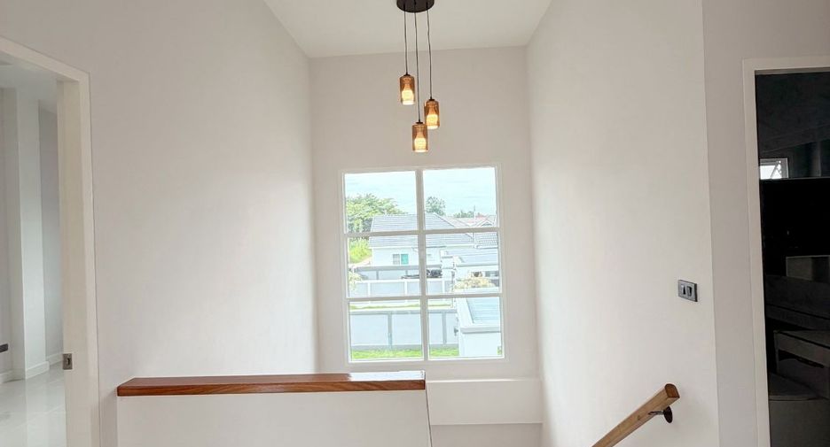 For sale 4 bedrooms house in Hang Dong, Chiang Mai