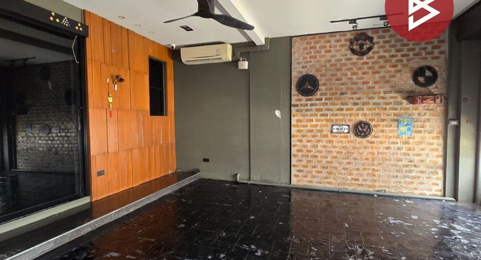 For sale 4 bedrooms townhouse in Pak Kret, Nonthaburi