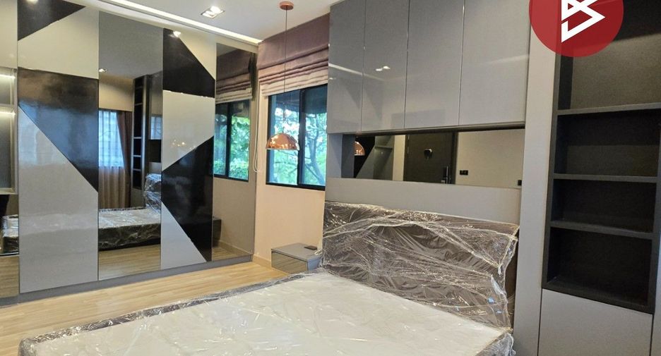 For sale 4 bedrooms townhouse in Pak Kret, Nonthaburi