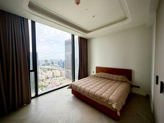 For rent 3 bedrooms condo in Sathon, Bangkok