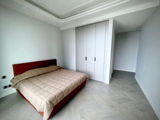For rent 3 bedrooms condo in Sathon, Bangkok