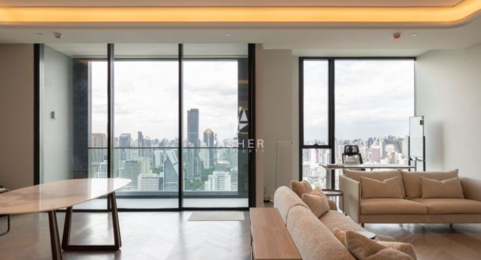 For sale 3 bedrooms condo in Sathon, Bangkok