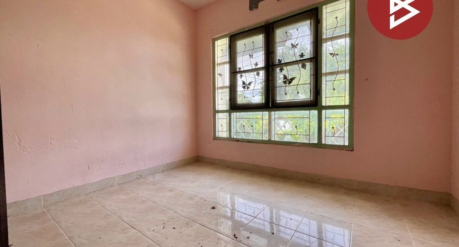 For sale 3 bedrooms townhouse in Mueang Samut Prakan, Samut Prakan
