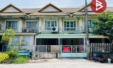 For sale 3 bedrooms townhouse in Mueang Samut Prakan, Samut Prakan