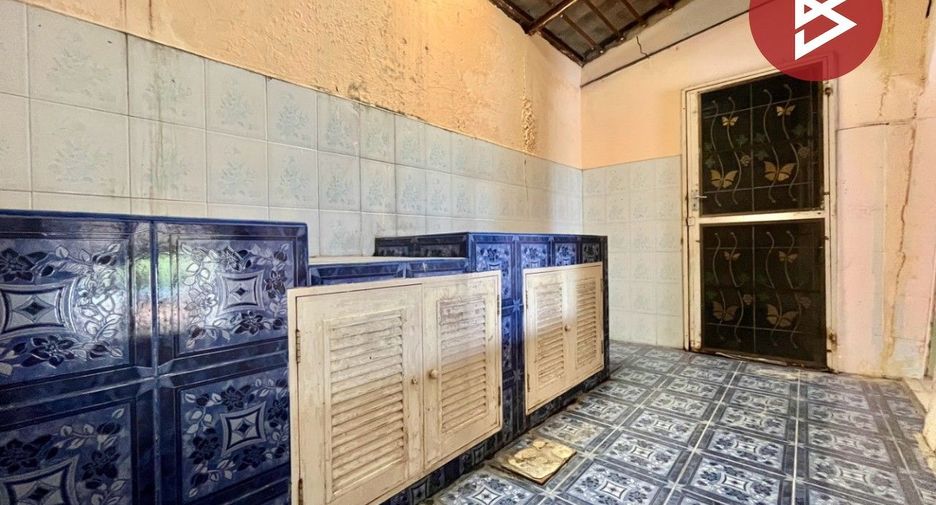 For sale 3 bedrooms townhouse in Mueang Samut Prakan, Samut Prakan