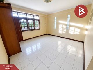 Local comercial en venta de 2 habitaciones en Mueang Chon Buri, Chonburi