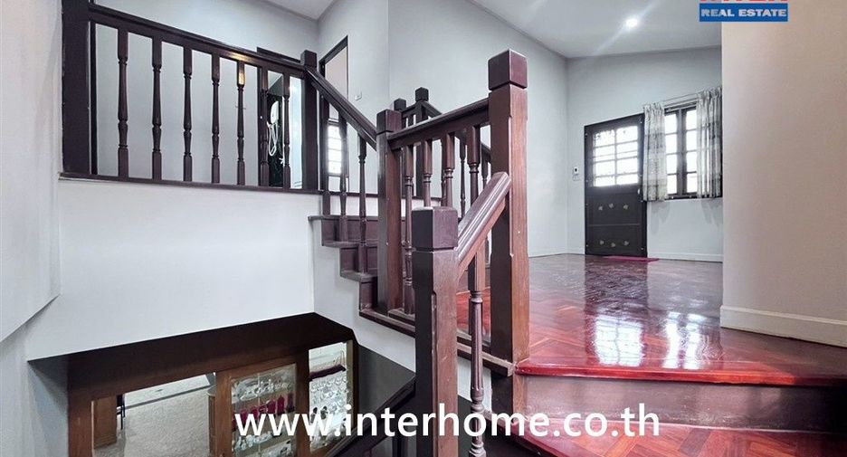 Casa en venta de 3 habitaciones en Sai Mai, Bangkok