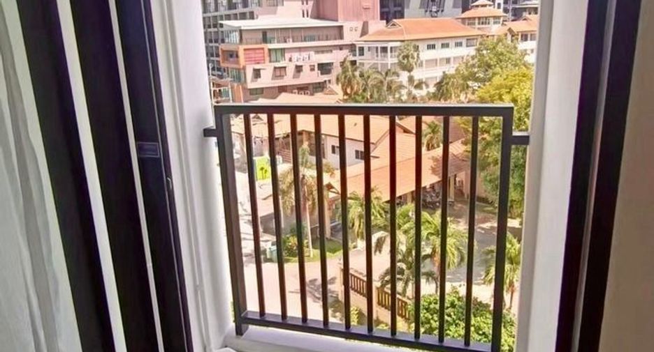 For sale studio condo in Bang Lamung, Chonburi