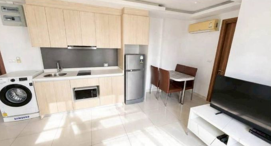 For rent 2 bedrooms condo in Bang Lamung, Chonburi