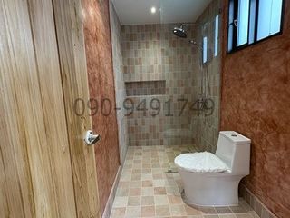 For rent 2 bedrooms retail Space in Samphanthawong, Bangkok