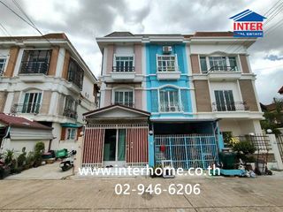 For sale 4 bedrooms townhouse in Bang Khen, Bangkok
