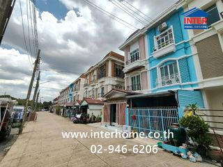 For sale 4 bedrooms townhouse in Bang Khen, Bangkok