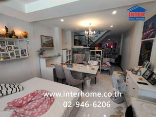 For sale 4 bedrooms townhouse in Bang Khen, Bangkok