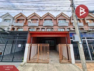 For sale 4 bedrooms townhouse in Thung Khru, Bangkok