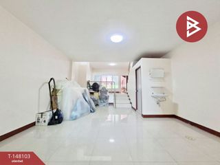 For sale 4 bedrooms townhouse in Thung Khru, Bangkok