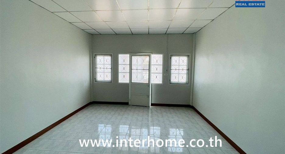 For sale 2 ベッドルーム townhouse in Krathum Baen, Samut Sakhon