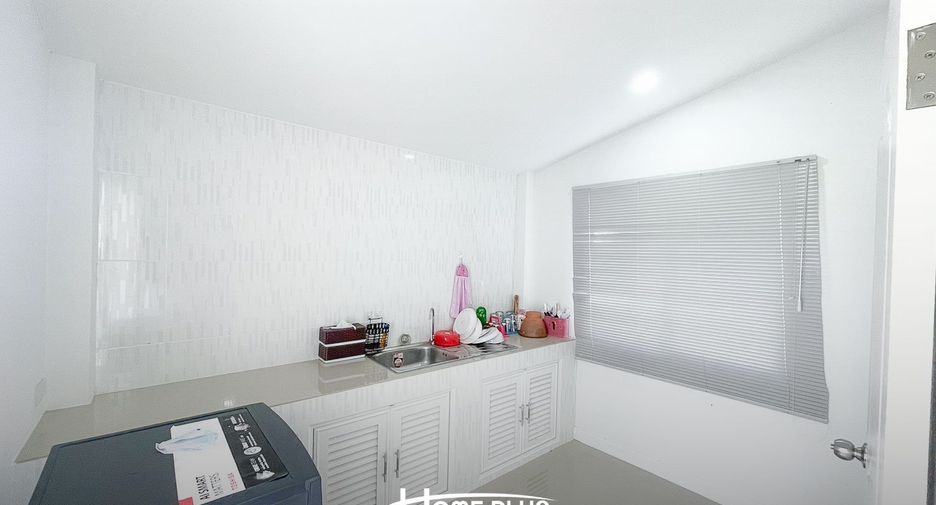 À vendre 3 chambres maison à Mueang Yasothon, Yasothon