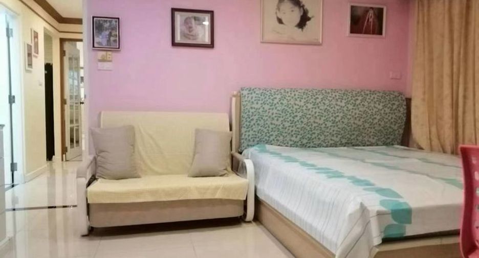 Продажа 3 спальни кондо в Щаттхана, Бангкок