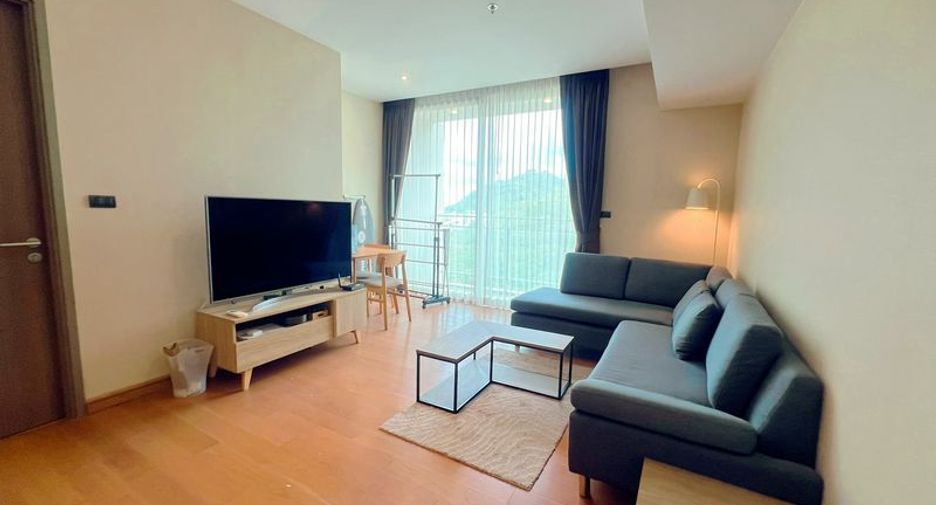 For rent and for sale 1 bed condo in Si Racha, Chonburi