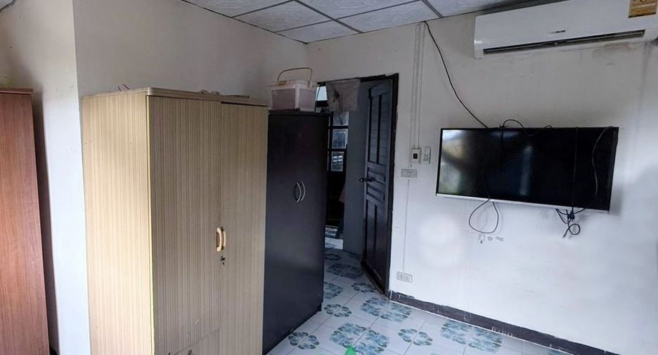 For sale 2 bedrooms townhouse in Don Mueang, Bangkok
