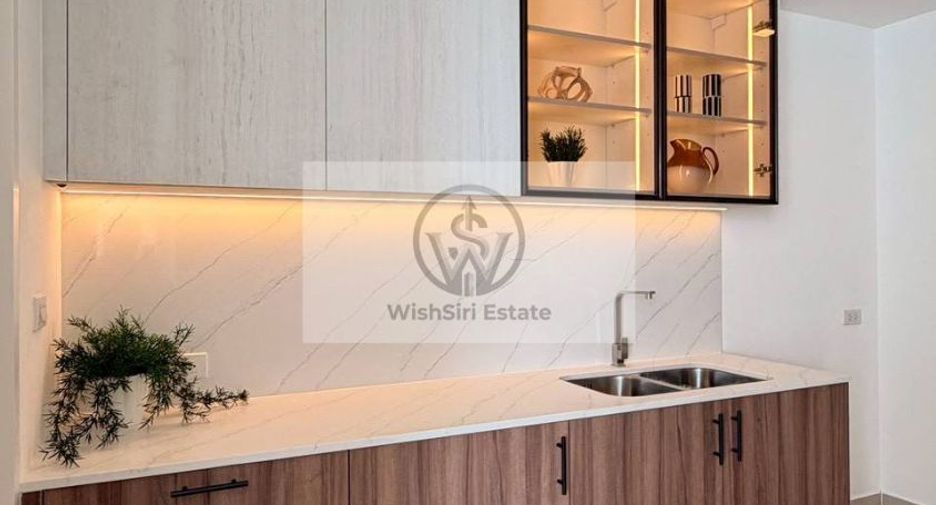 For sale 3 bedrooms condo in Dusit, Bangkok