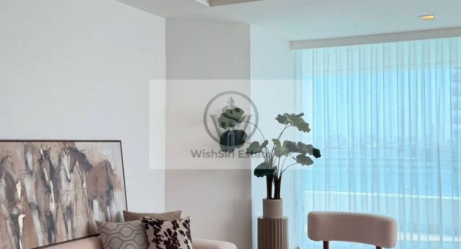 For sale 3 bedrooms condo in Dusit, Bangkok