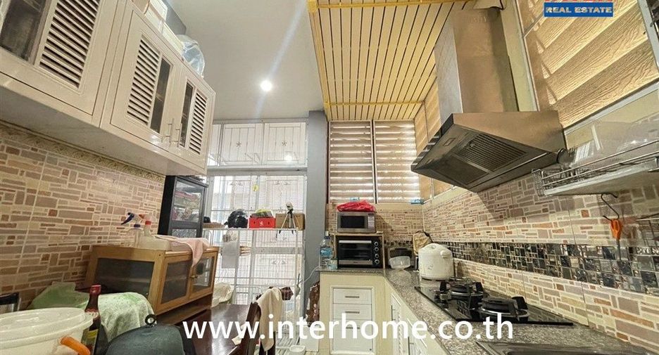 For sale 4 ベッドルーム house in Sai Mai, Bangkok