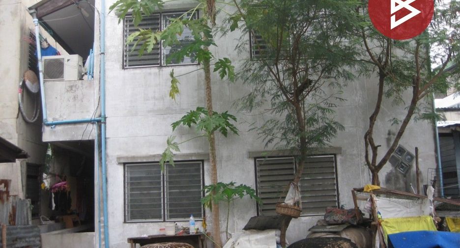 For sale 6 bedrooms apartment in Lat Phrao, Bangkok