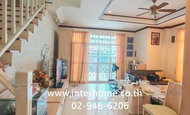 For sale 4 ベッドルーム townhouse in Mueang Nonthaburi, Nonthaburi