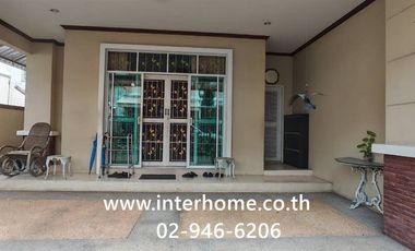 For sale 4 ベッドルーム townhouse in Mueang Nonthaburi, Nonthaburi