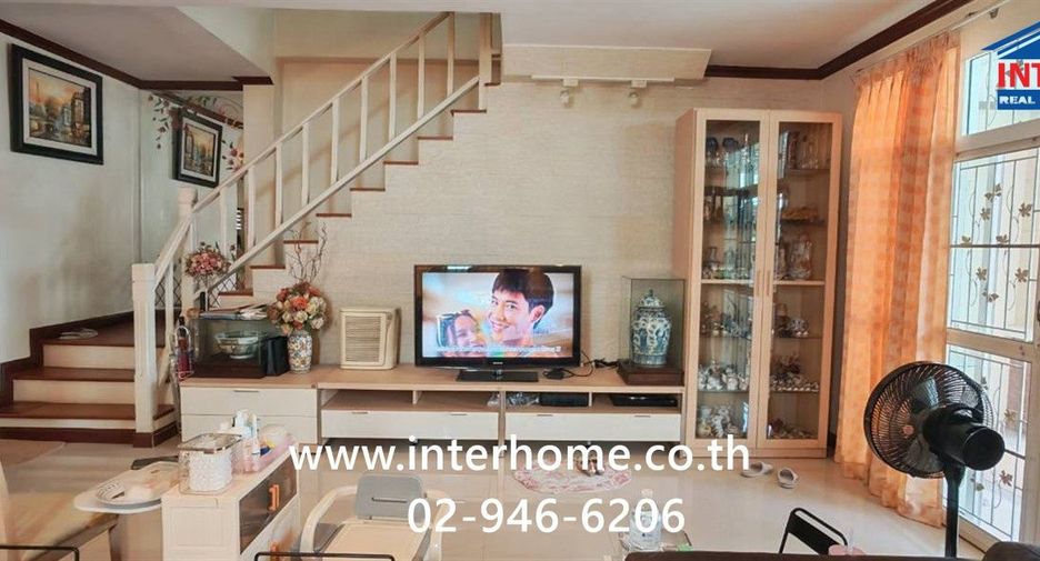 For sale 4 ベッドルーム townhouse in Mueang Nonthaburi, Nonthaburi