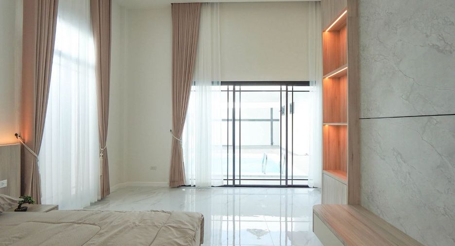 For sale 3 bedrooms villa in Bang Lamung, Chonburi