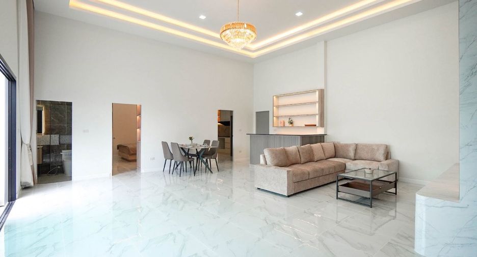 For sale 3 bedrooms villa in Bang Lamung, Chonburi