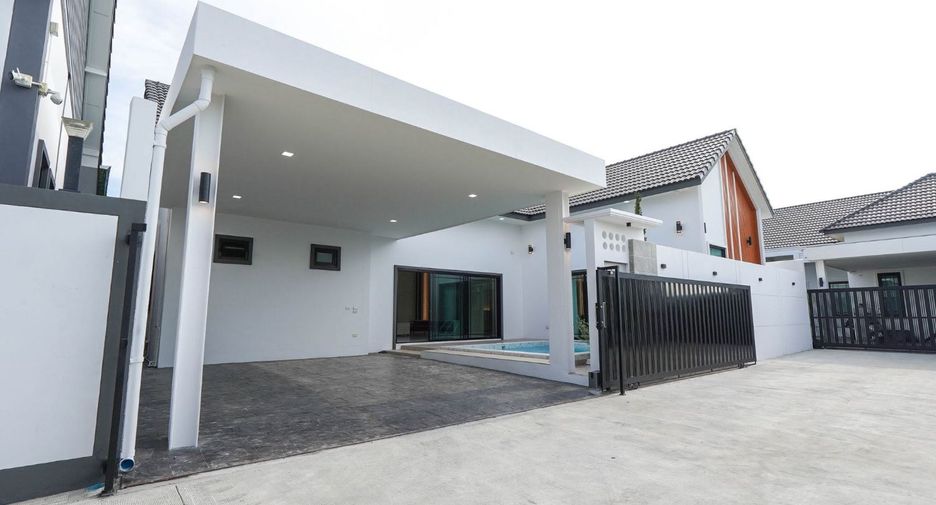For sale 3 bedrooms villa in Bang Lamung, Chonburi