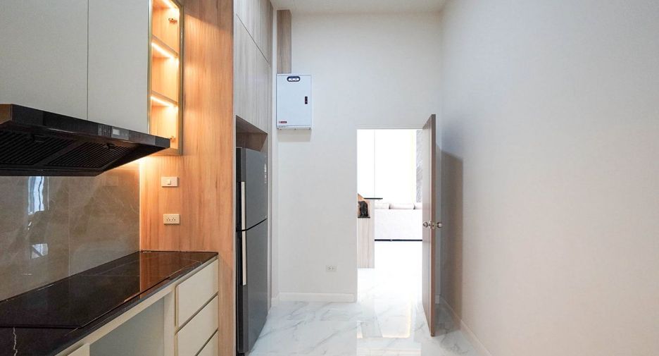 For sale 3 bedrooms villa in Bang Lamung, Chonburi