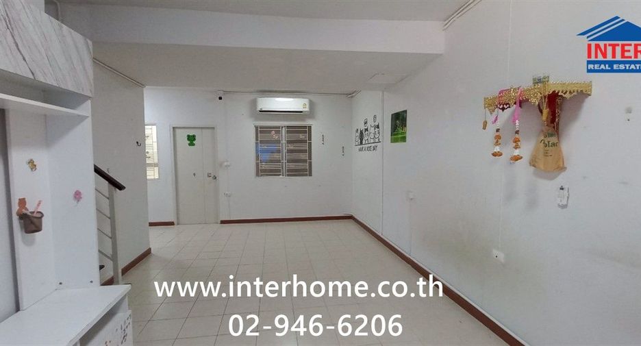 For sale 3 ベッドルーム townhouse in Mueang Pathum Thani, Pathum Thani