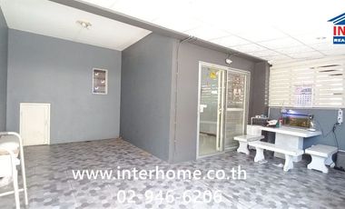 For sale 3 ベッドルーム townhouse in Mueang Pathum Thani, Pathum Thani