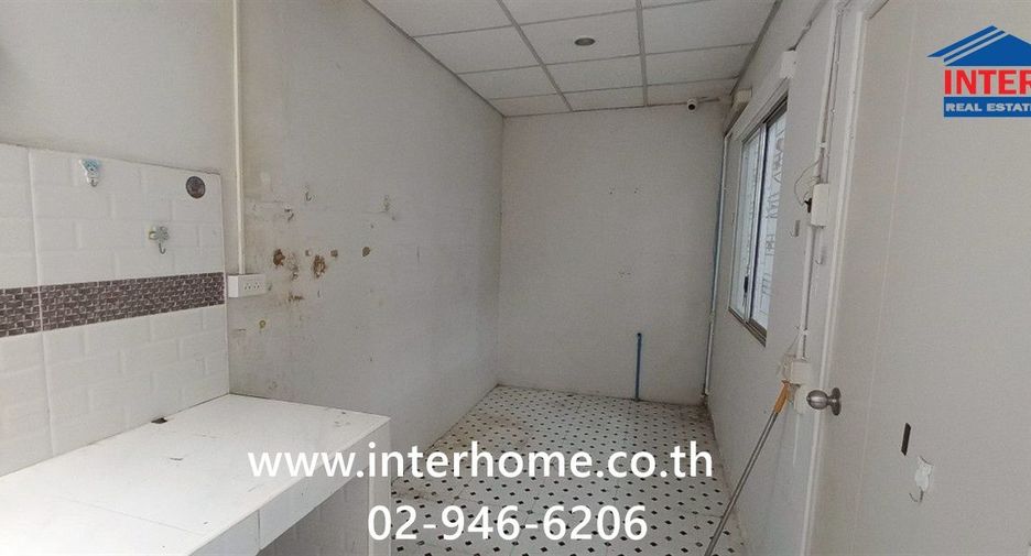 For sale 3 ベッドルーム townhouse in Mueang Pathum Thani, Pathum Thani