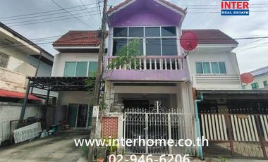 For sale 2 ベッドルーム townhouse in Wang Thonglang, Bangkok