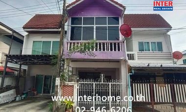 For sale 2 ベッドルーム townhouse in Wang Thonglang, Bangkok