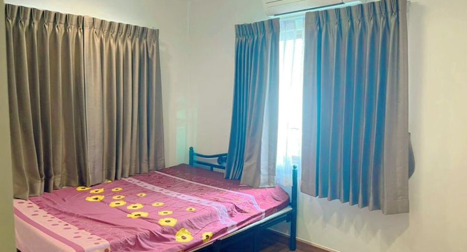 For rent 3 bedrooms house in Si Racha, Chonburi