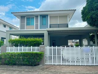 For rent 3 bedrooms house in Si Racha, Chonburi