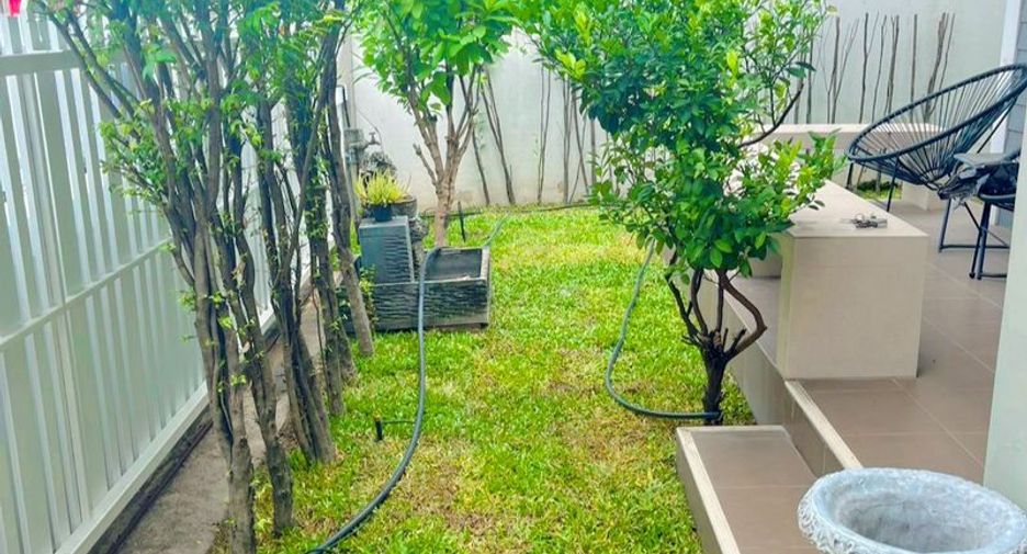 For rent 3 bedrooms house in Si Racha, Chonburi