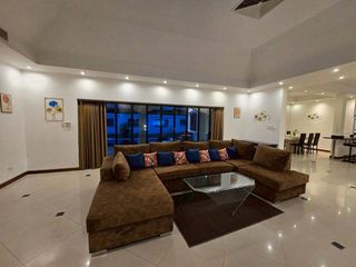 For rent 3 bedrooms villa in Bang Lamung, Chonburi