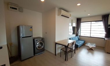 For rent 2 bedrooms condo in Huai Khwang, Bangkok