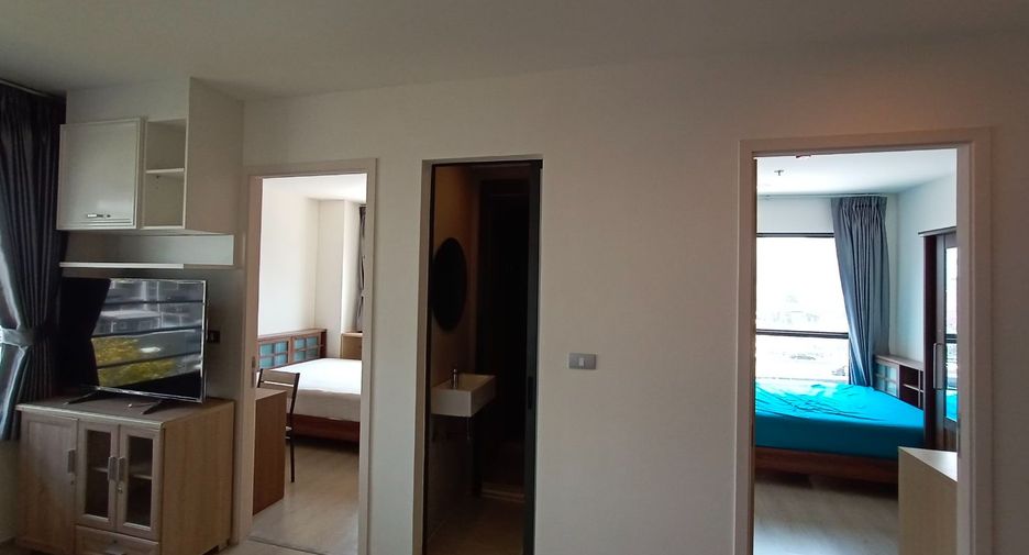 À louer 2 chambres condo à Huai Khwang, Bangkok