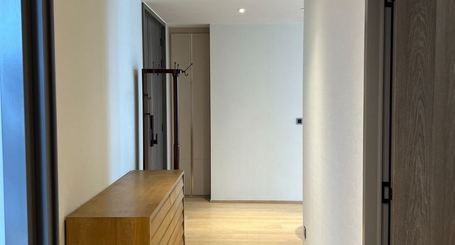 For rent and for sale 3 bedrooms condo in Pathum Wan, Bangkok